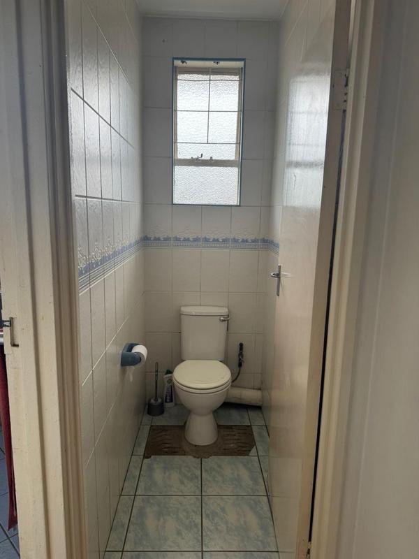 2 Bedroom Property for Sale in Rossburgh KwaZulu-Natal