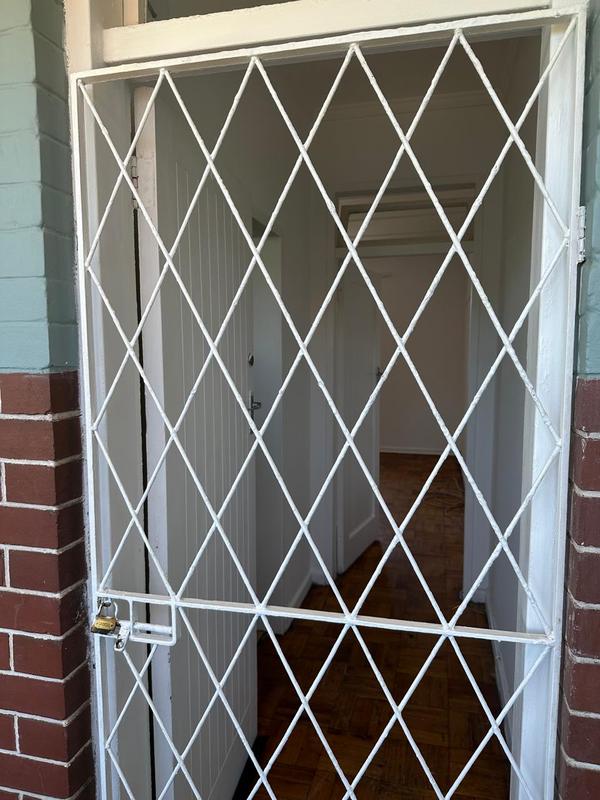 To Let 1 Bedroom Property for Rent in Bluff KwaZulu-Natal