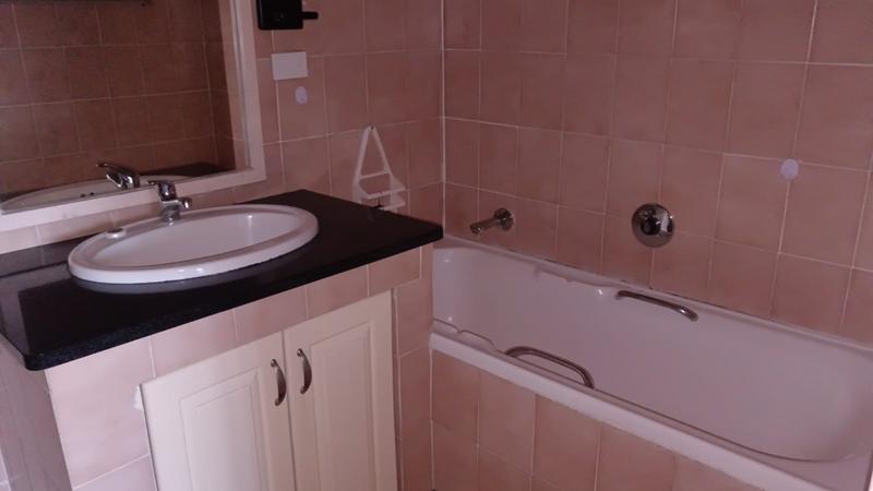 3 Bedroom Property for Sale in Uvongo KwaZulu-Natal