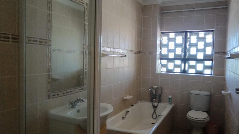 3 Bedroom Property for Sale in Uvongo Beach KwaZulu-Natal