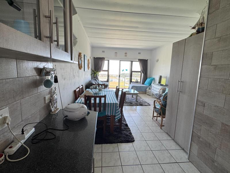 2 Bedroom Property for Sale in St Michaels On Sea KwaZulu-Natal