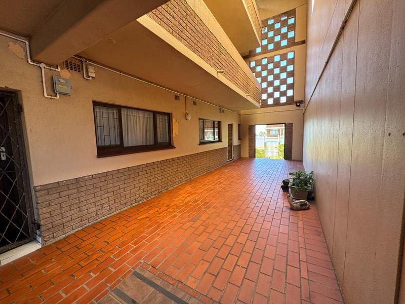 2 Bedroom Property for Sale in St Michaels On Sea KwaZulu-Natal