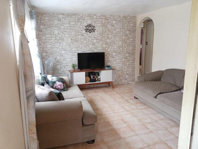 2 Bedroom Property for Sale in Stonebridge KwaZulu-Natal