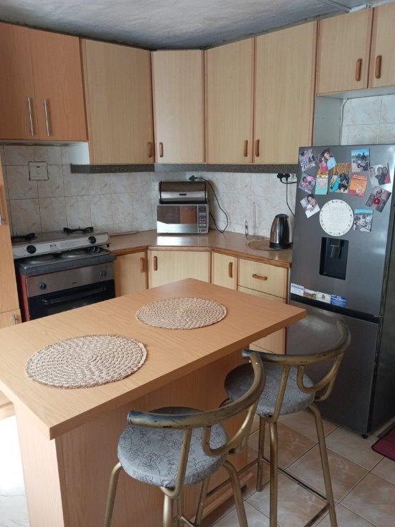 2 Bedroom Property for Sale in Stonebridge KwaZulu-Natal