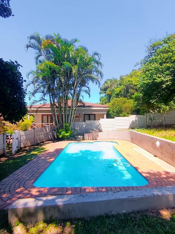 Commercial Property for Sale in Glenmore Beach KwaZulu-Natal