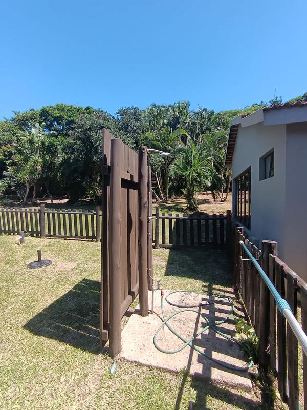 Commercial Property for Sale in Glenmore Beach KwaZulu-Natal