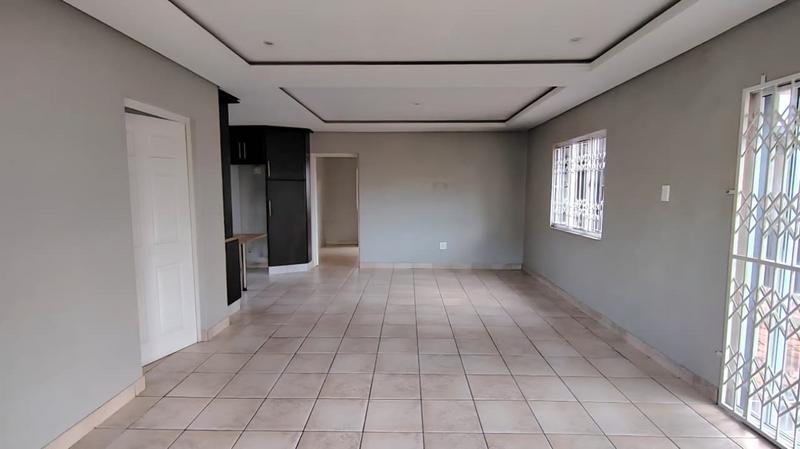 To Let 2 Bedroom Property for Rent in Malvern KwaZulu-Natal
