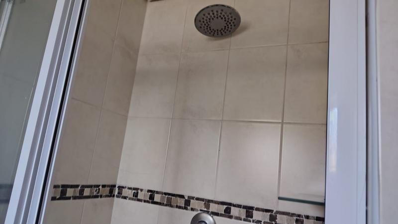 To Let 2 Bedroom Property for Rent in Malvern KwaZulu-Natal