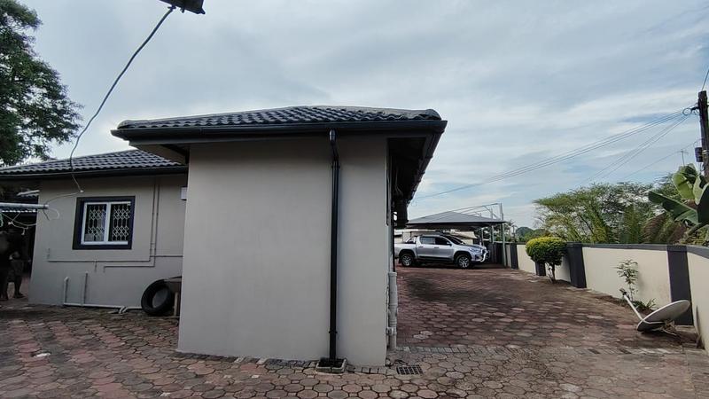 To Let 2 Bedroom Property for Rent in Malvern KwaZulu-Natal