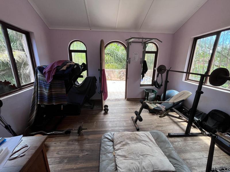 6 Bedroom Property for Sale in Southport KwaZulu-Natal