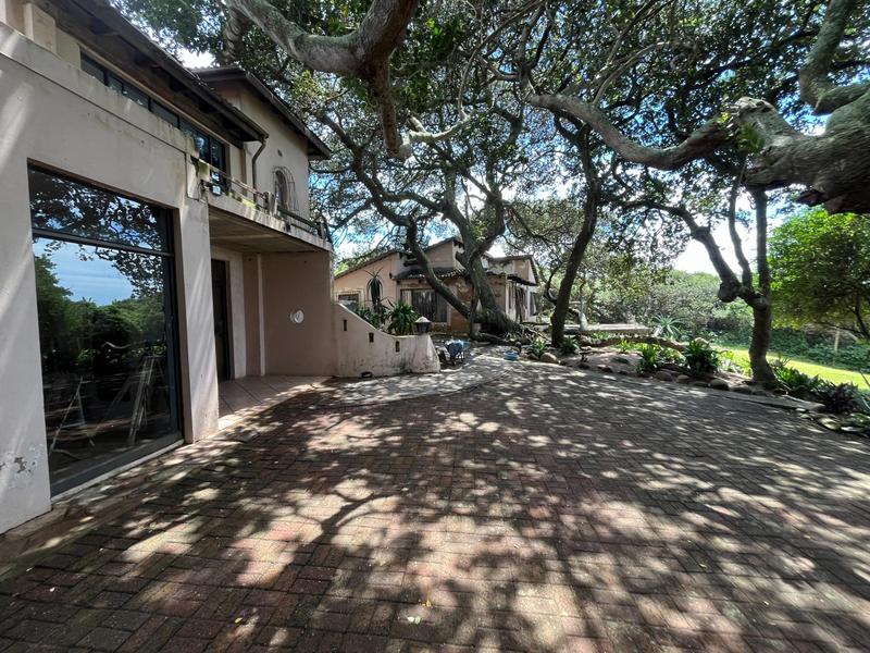 6 Bedroom Property for Sale in Southport KwaZulu-Natal