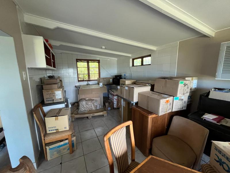 6 Bedroom Property for Sale in Southport KwaZulu-Natal
