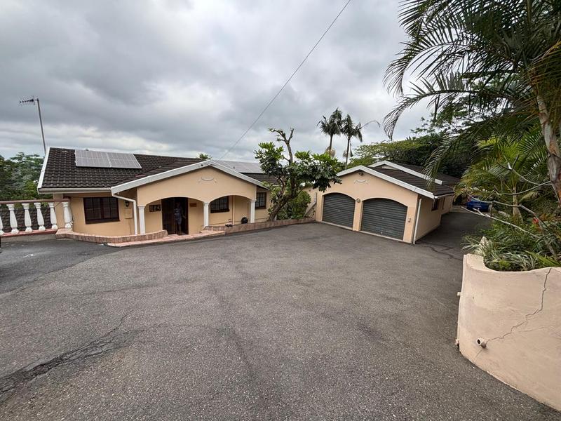 4 Bedroom Property for Sale in Chiltern Hills KwaZulu-Natal