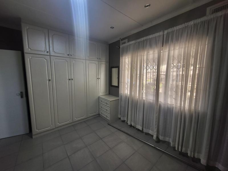 2 Bedroom Property for Sale in Dawncrest KwaZulu-Natal