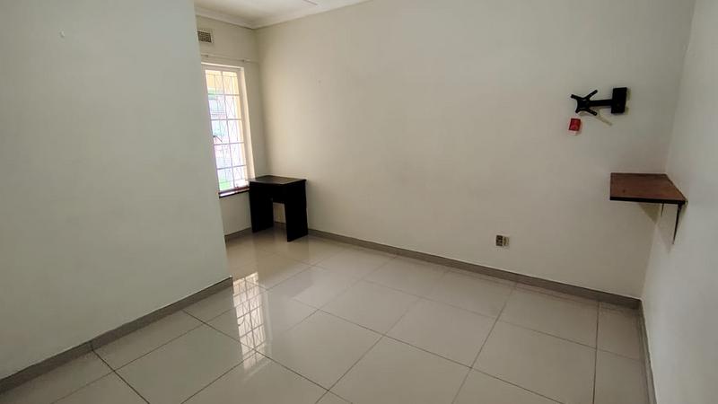 To Let 3 Bedroom Property for Rent in Malvern KwaZulu-Natal