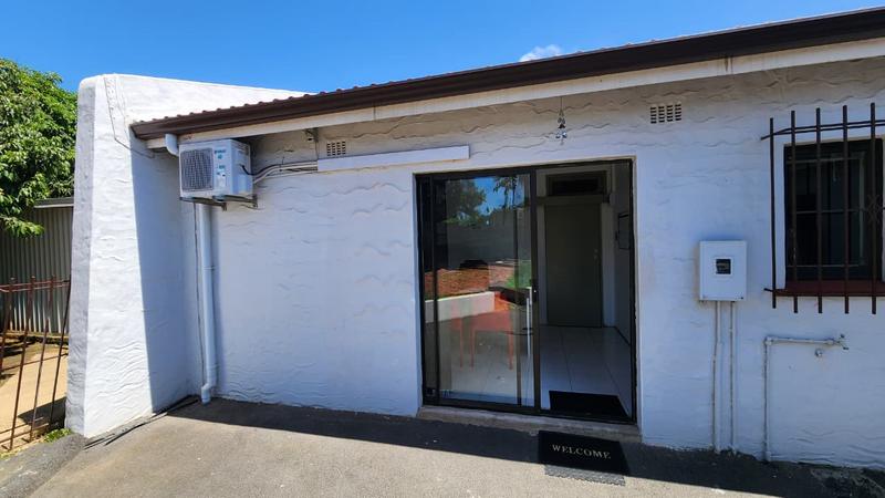 To Let commercial Property for Rent in Malvern KwaZulu-Natal