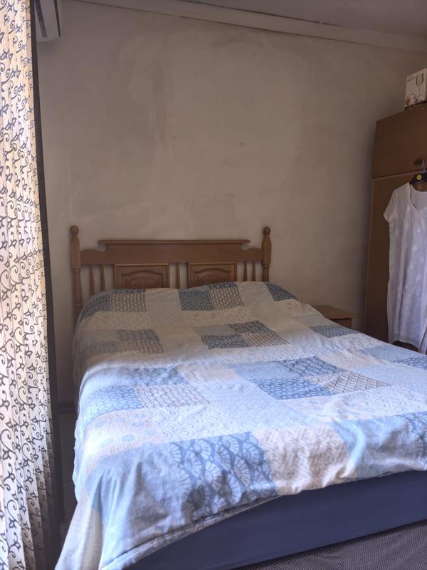 5 Bedroom Property for Sale in Isipingo Hills KwaZulu-Natal