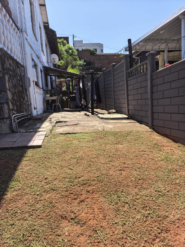 5 Bedroom Property for Sale in Isipingo Hills KwaZulu-Natal