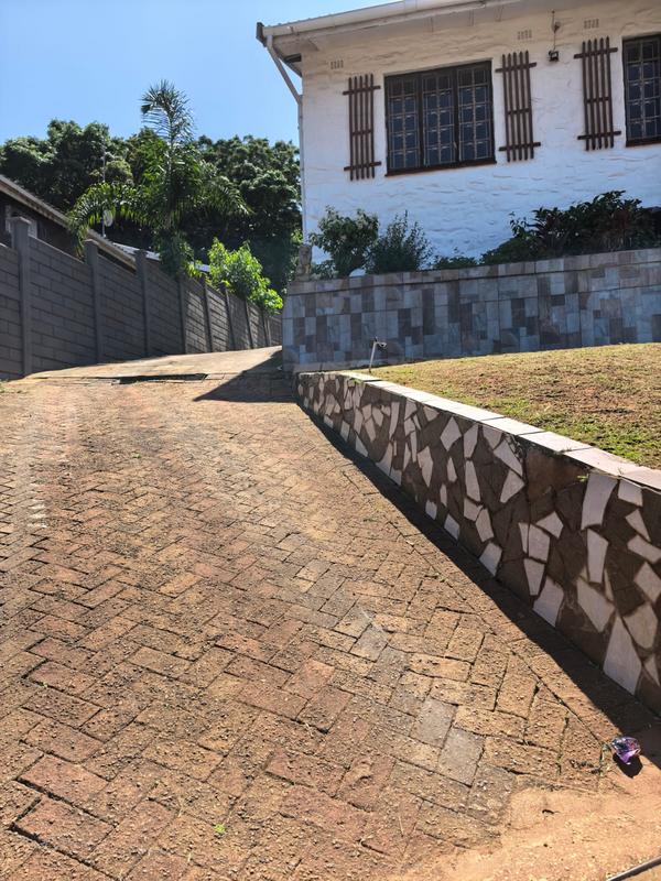 5 Bedroom Property for Sale in Isipingo Hills KwaZulu-Natal