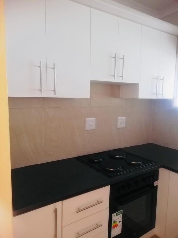To Let 2 Bedroom Property for Rent in Verulam KwaZulu-Natal