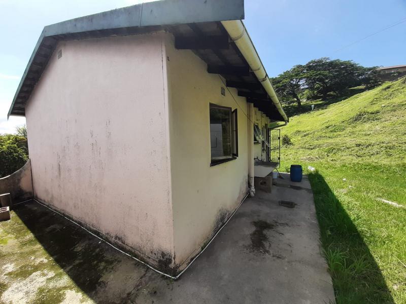 2 Bedroom Property for Sale in Umlazi KwaZulu-Natal