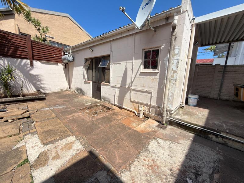 5 Bedroom Property for Sale in Glenwood KwaZulu-Natal