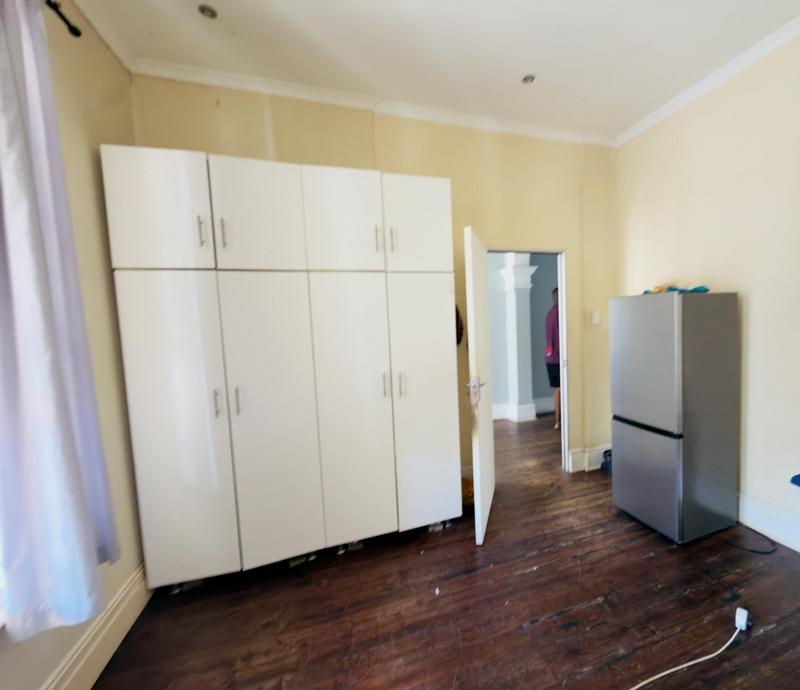 5 Bedroom Property for Sale in Glenwood KwaZulu-Natal