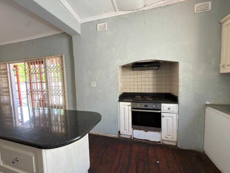 5 Bedroom Property for Sale in Glenwood KwaZulu-Natal