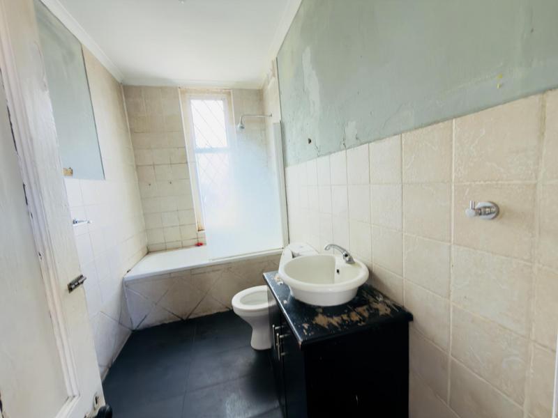 5 Bedroom Property for Sale in Glenwood KwaZulu-Natal