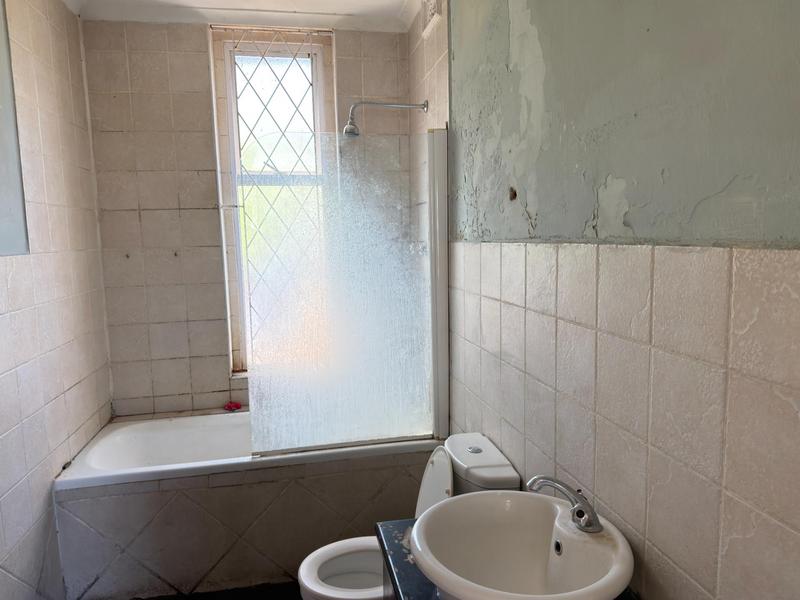 5 Bedroom Property for Sale in Glenwood KwaZulu-Natal