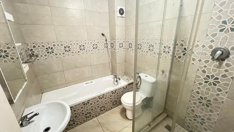 2 Bedroom Property for Sale in Durban Central KwaZulu-Natal