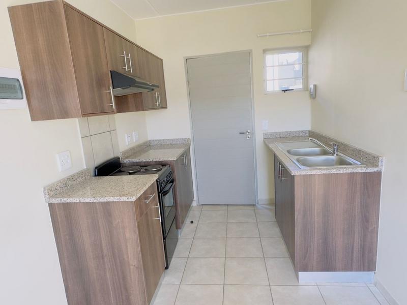 To Let 2 Bedroom Property for Rent in Kwamashu KwaZulu-Natal