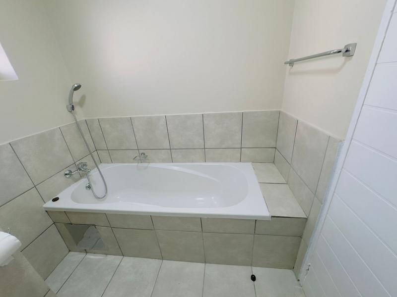 To Let 2 Bedroom Property for Rent in Kwamashu KwaZulu-Natal