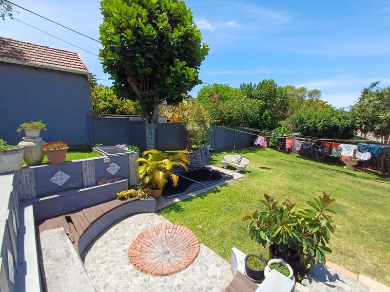 To Let 4 Bedroom Property for Rent in Durban North KwaZulu-Natal