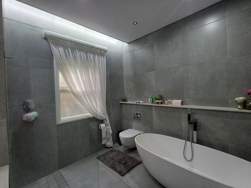 4 Bedroom Property for Sale in La Lucia KwaZulu-Natal