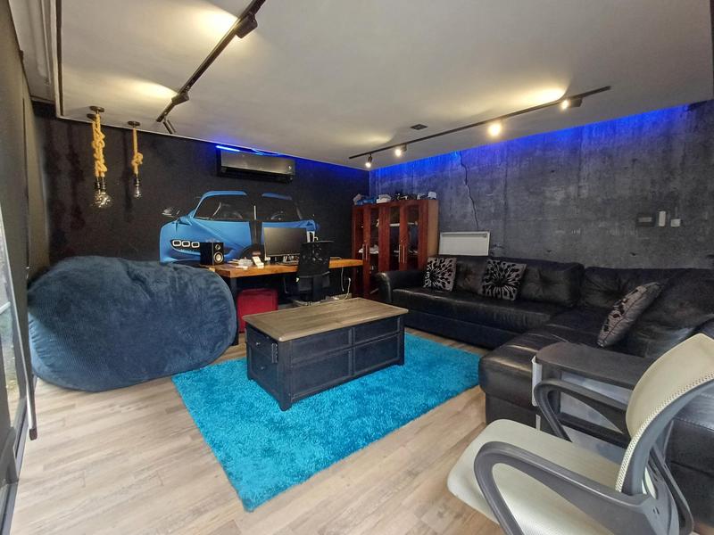 4 Bedroom Property for Sale in La Lucia KwaZulu-Natal