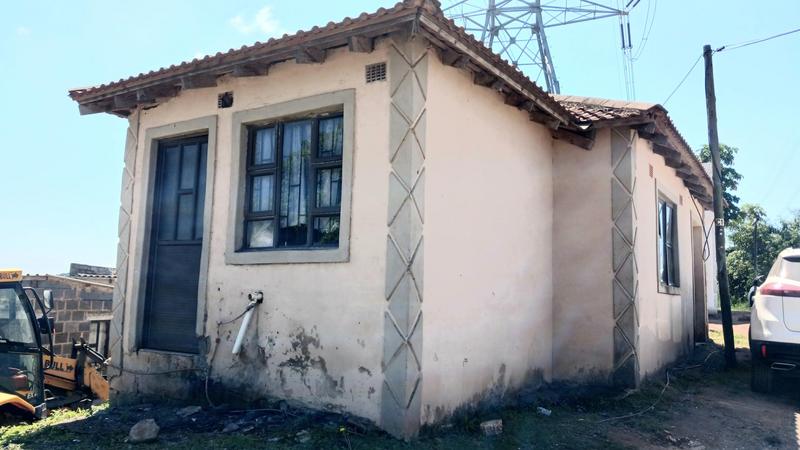2 Bedroom Property for Sale in Umlazi KwaZulu-Natal