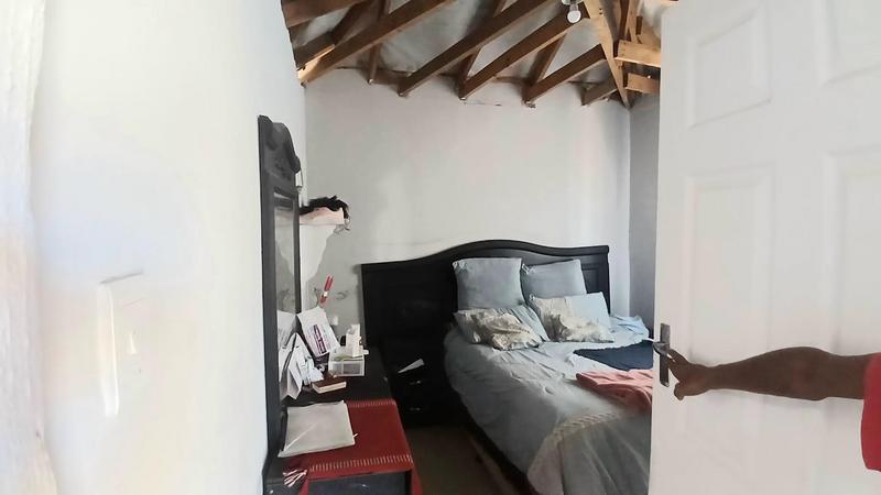 2 Bedroom Property for Sale in Umlazi KwaZulu-Natal