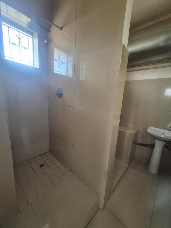 To Let 5 Bedroom Property for Rent in Overport KwaZulu-Natal