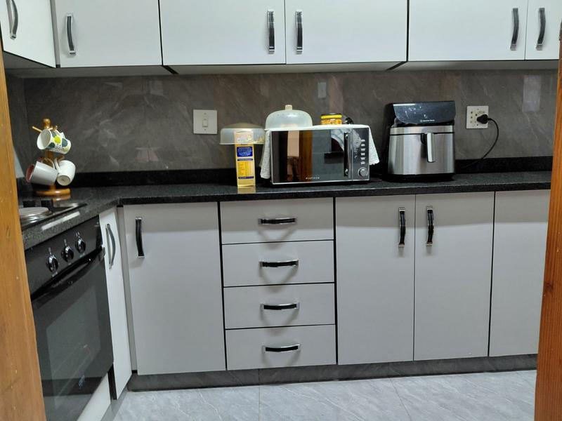 1 Bedroom Property for Sale in Durban Central KwaZulu-Natal