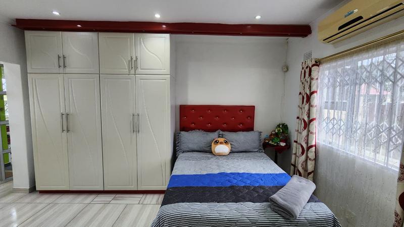 4 Bedroom Property for Sale in Malvern KwaZulu-Natal