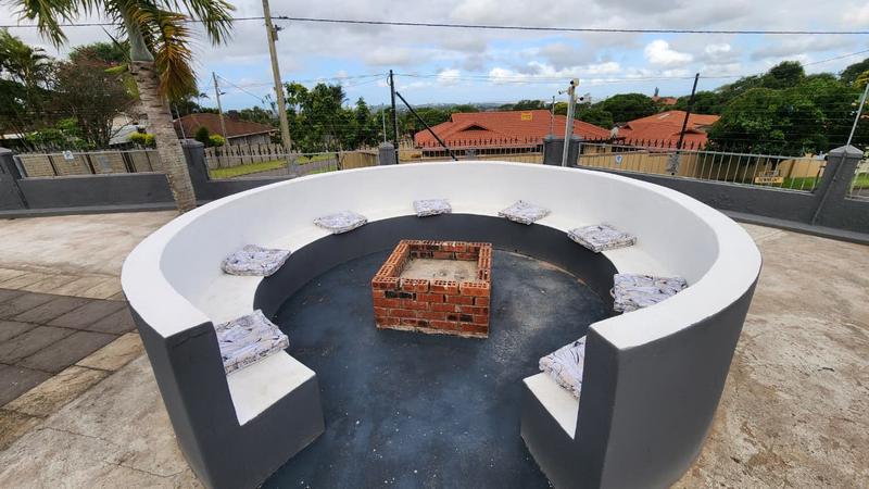 4 Bedroom Property for Sale in Malvern KwaZulu-Natal