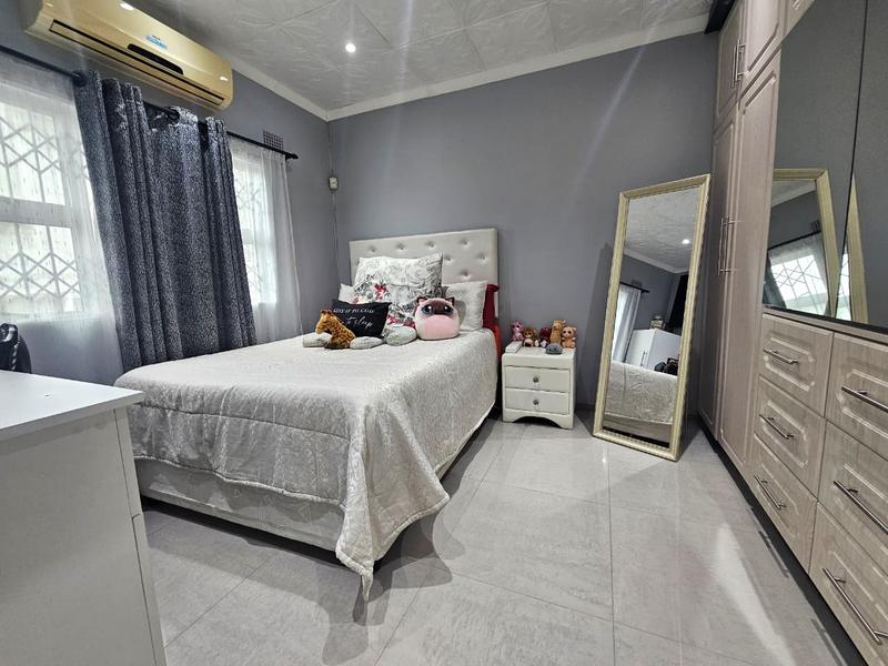 4 Bedroom Property for Sale in Malvern KwaZulu-Natal