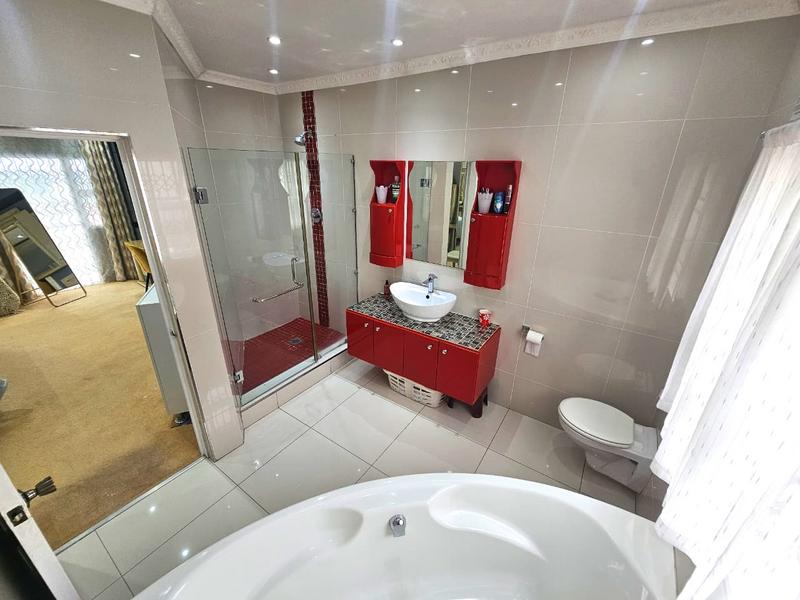 4 Bedroom Property for Sale in Malvern KwaZulu-Natal