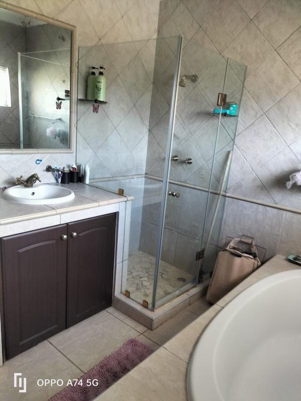 3 Bedroom Property for Sale in Meer En See KwaZulu-Natal