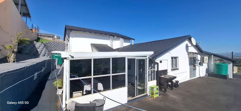 5 Bedroom Property for Sale in Southgate KwaZulu-Natal