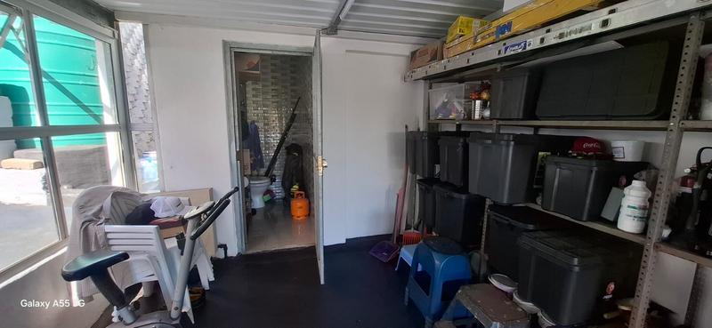 5 Bedroom Property for Sale in Southgate KwaZulu-Natal