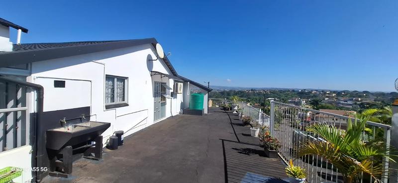 5 Bedroom Property for Sale in Southgate KwaZulu-Natal