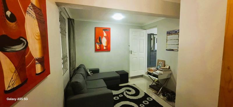 5 Bedroom Property for Sale in Southgate KwaZulu-Natal