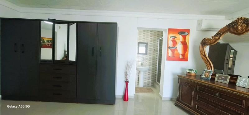 5 Bedroom Property for Sale in Southgate KwaZulu-Natal